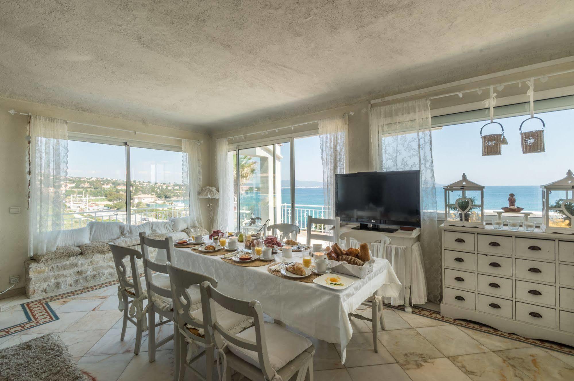 Mer Du Mer Roquebrune-sur Argens Εξωτερικό φωτογραφία